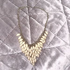 Statement necklace